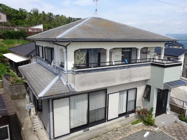 
  長崎県佐世保市の外壁・屋根塗装 施工事例 Y 様
 