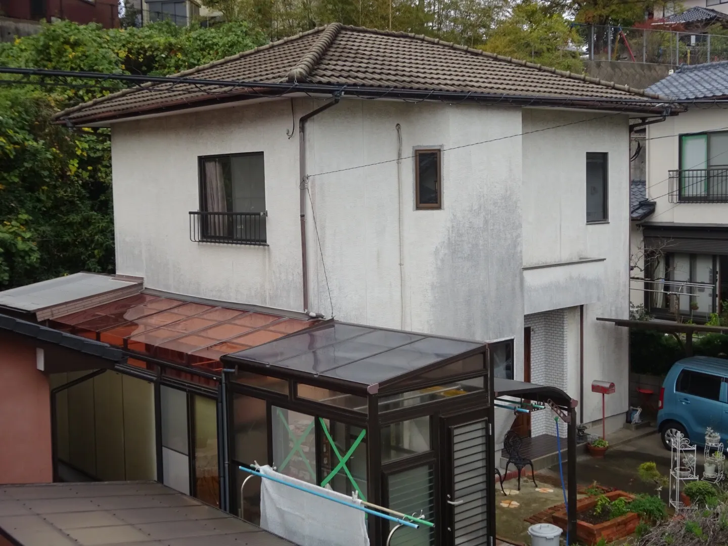 
  長崎県佐世保市の外壁・屋根塗装 施工事例 H 様
 