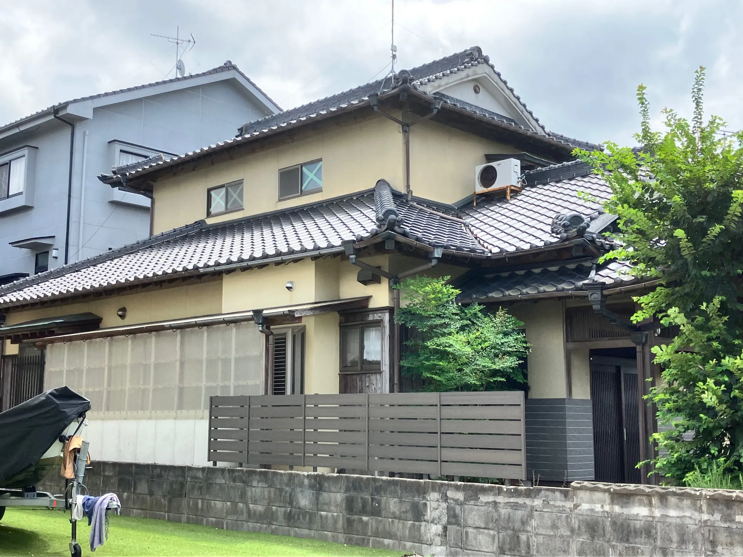 
  佐賀県嬉野市の外壁塗装 施工事例 O 様
 