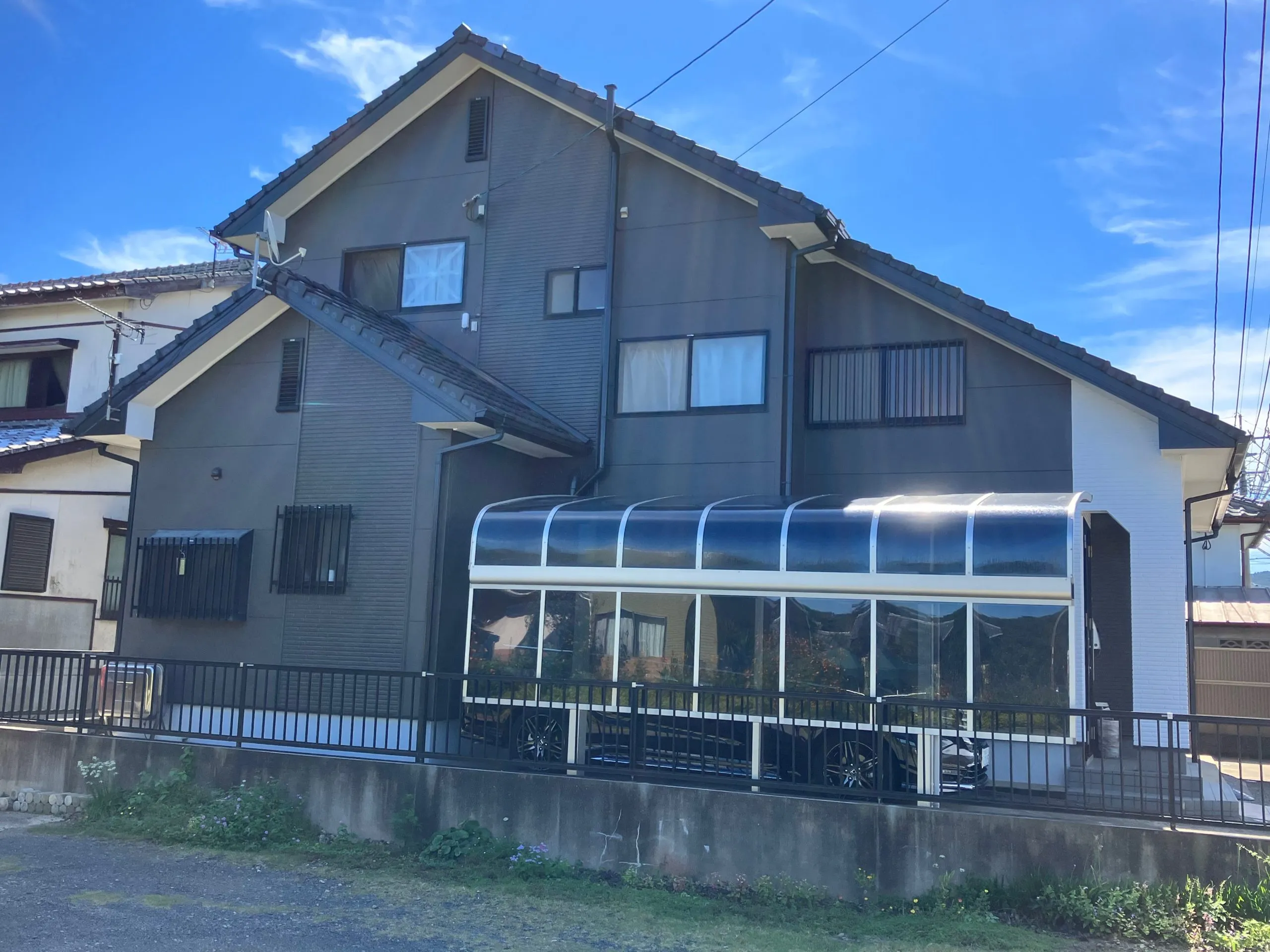 
  長崎県松浦市の外壁塗装 施工事例 M 様
 