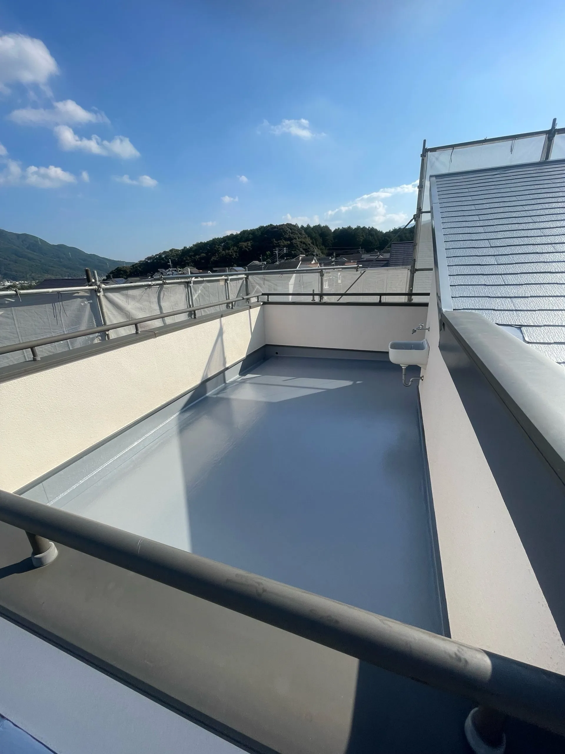 
  福岡県福岡市の外壁・屋根塗装 施工事例 S 様
 