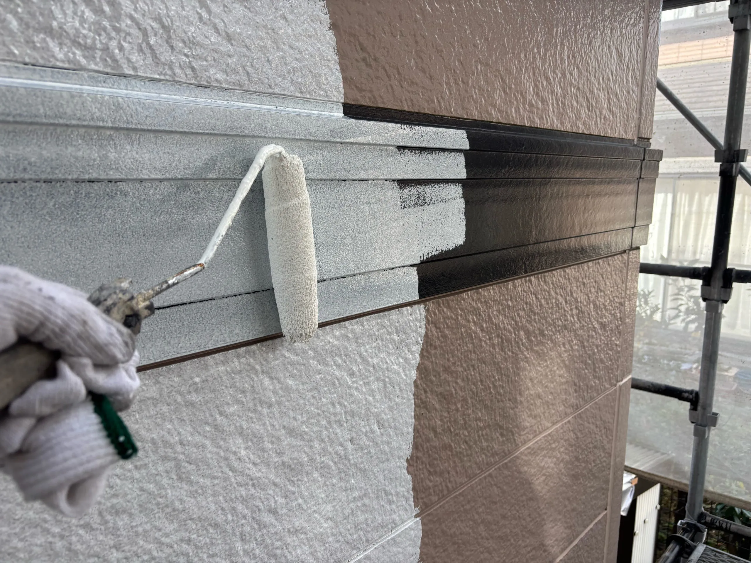 
  福岡県糸島市の外壁・屋根塗装 施工事例 T 様
 