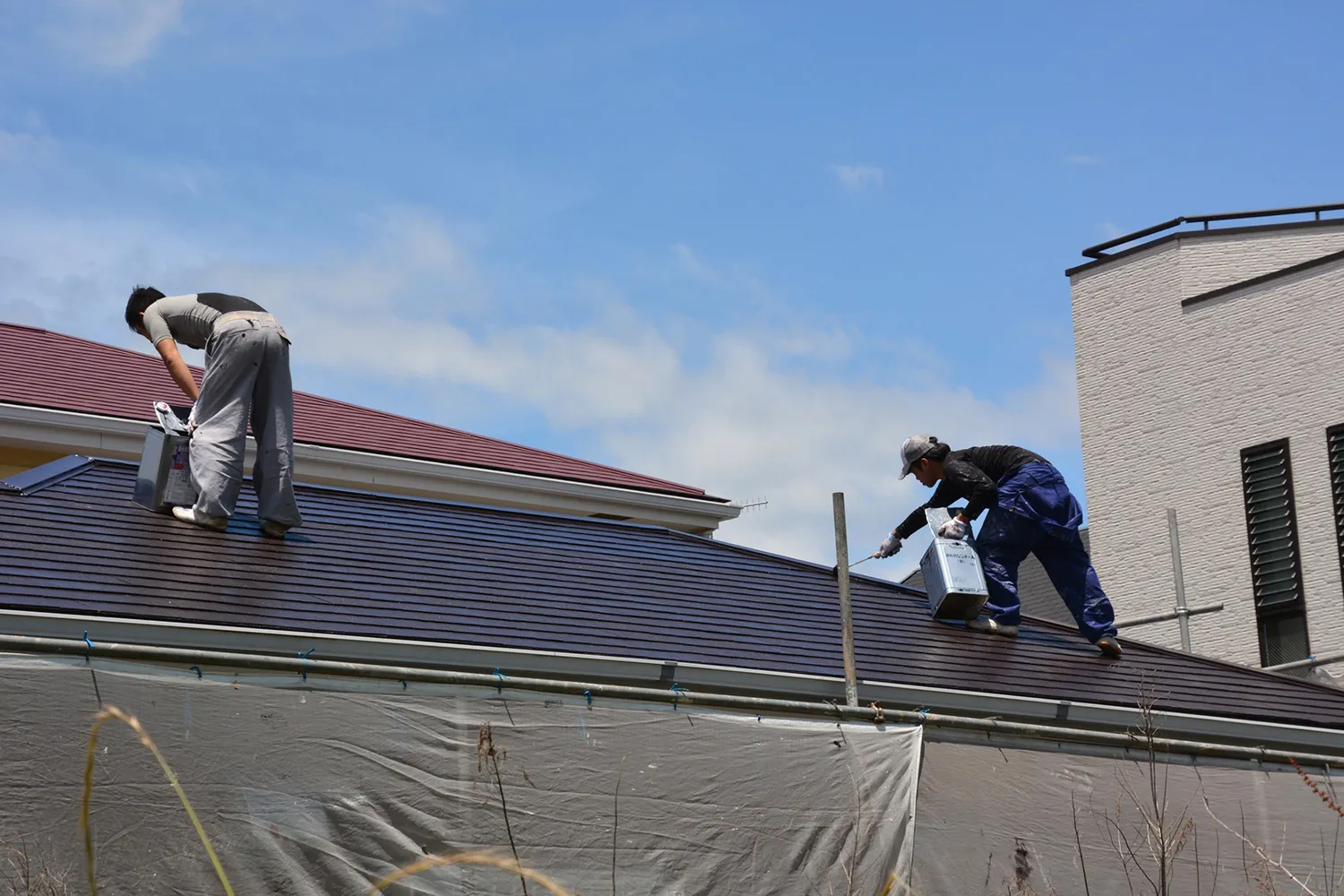 屋根塗装の調査用ドローン