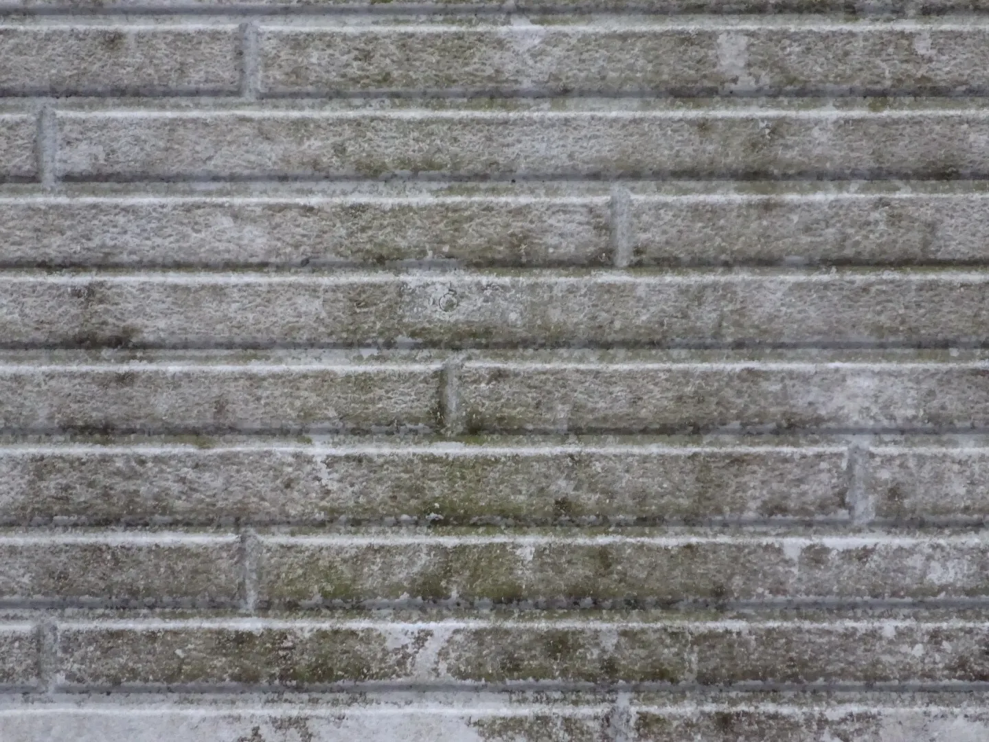 
  福岡県福岡市の外壁塗装 施工事例 T 様
 